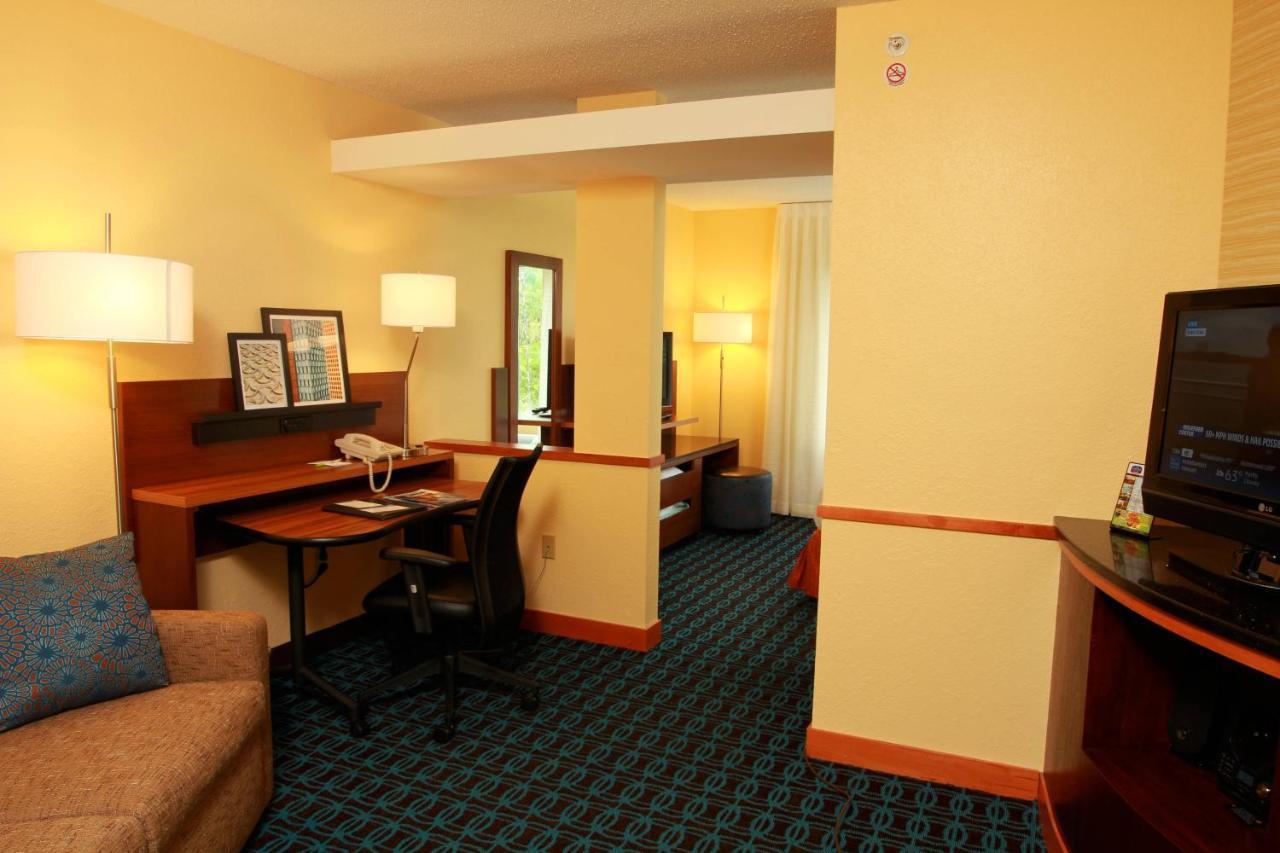Fairfield Inn & Suites Traverse City Exterior foto