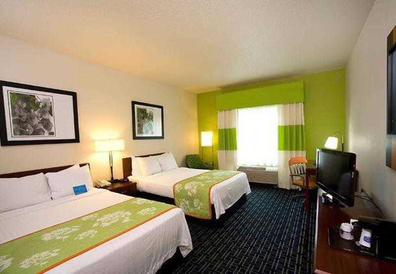 Fairfield Inn & Suites Traverse City Exterior foto